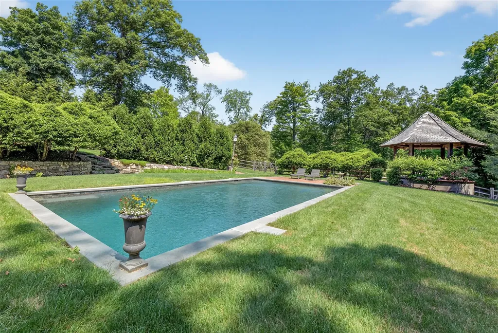 73 Mayflower Lane Katonah NY 10536