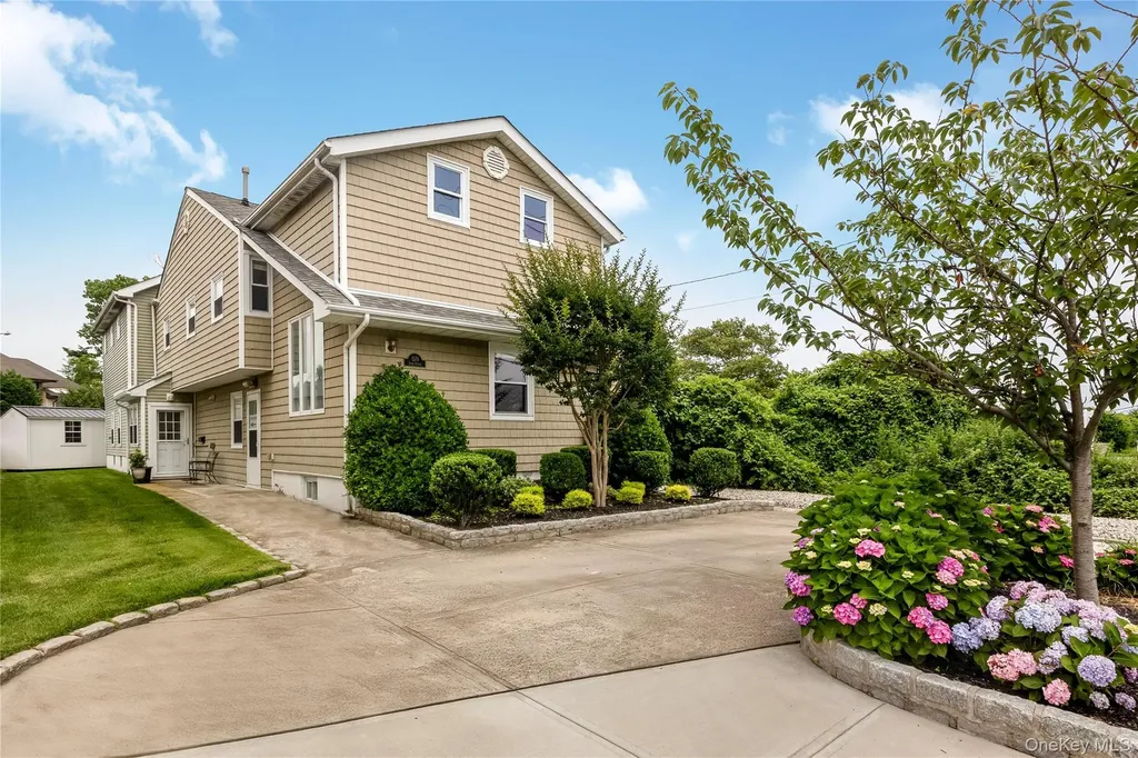 1579 Park Street Atlantic Beach NY 11509