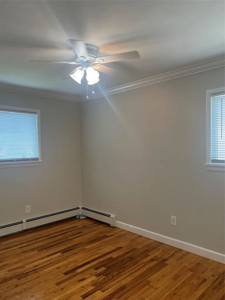 8 Anchor Court Huntington Station NY 11746