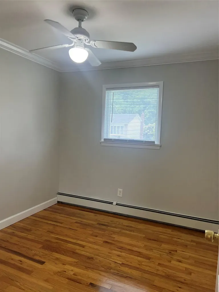8 Anchor Court Huntington Station NY 11746
