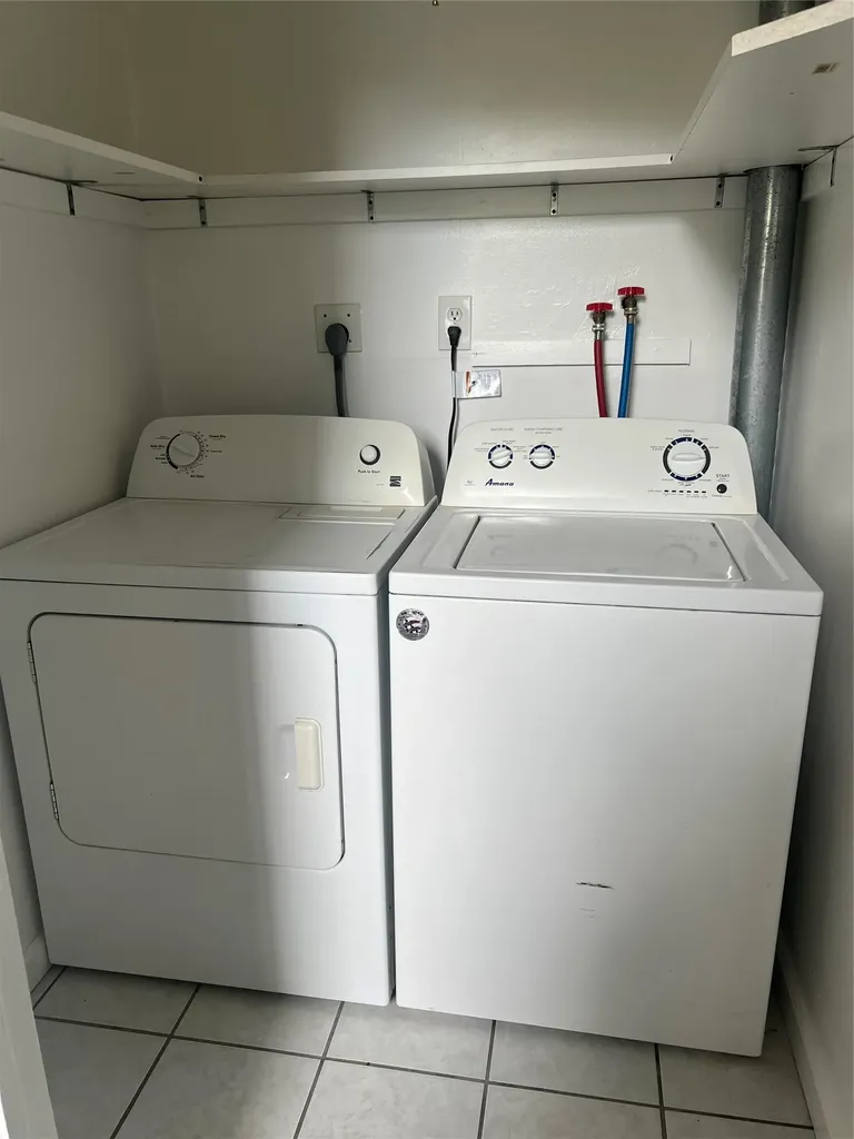 8 Anchor Court Huntington Station NY 11746