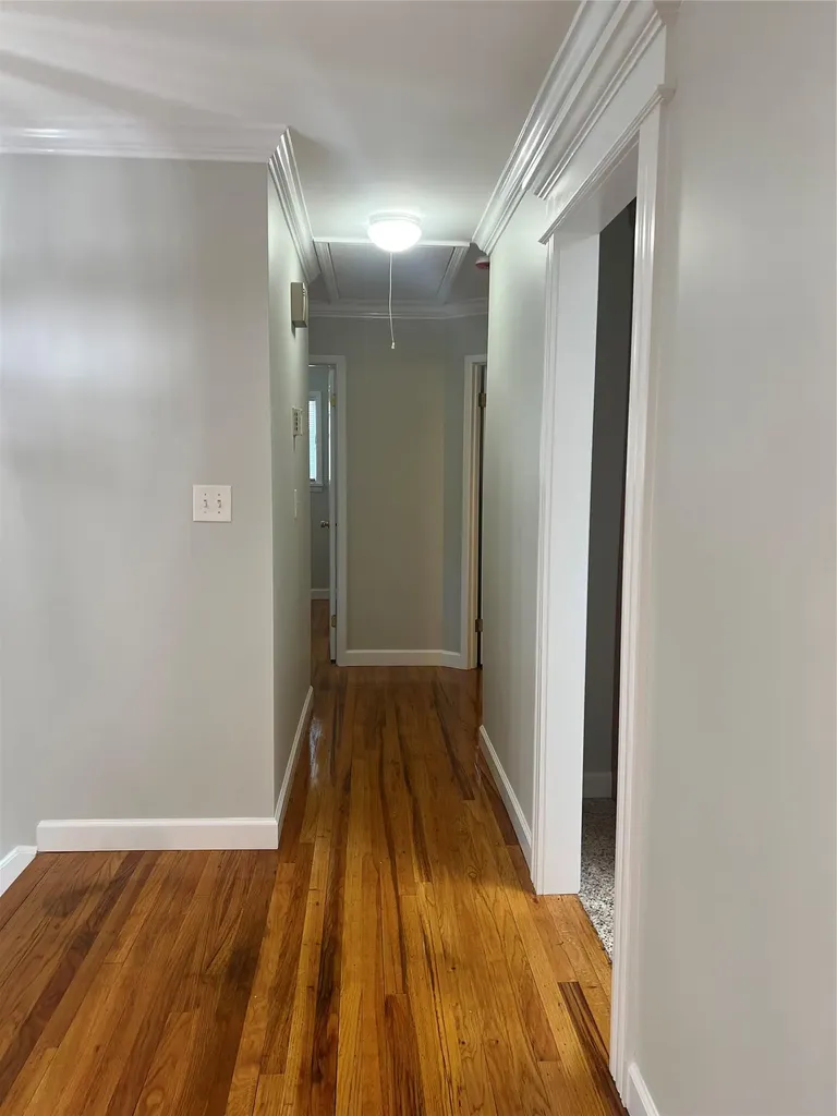 8 Anchor Court Huntington Station NY 11746