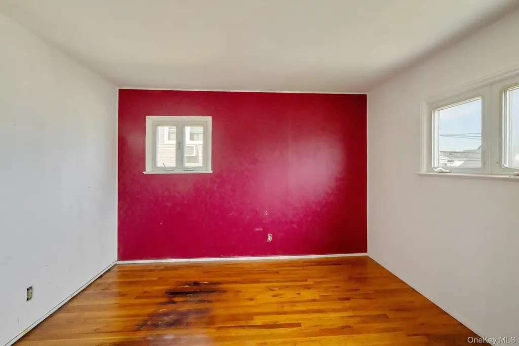 39 Layton Street Freeport NY 11520