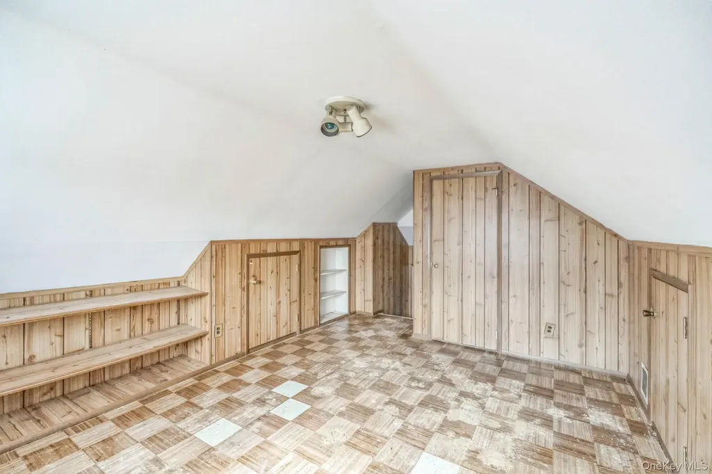 39 Layton Street Freeport NY 11520