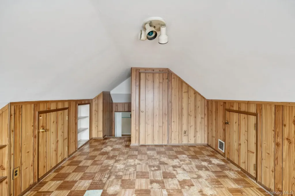 39 Layton Street Freeport NY 11520