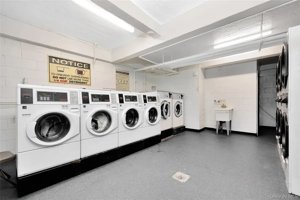 92-31 57th Avenue Elmhurst NY 11373
