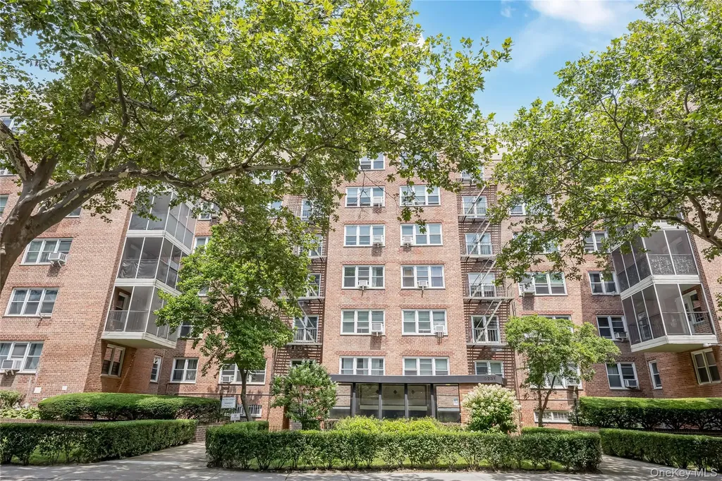 92-31 57th Avenue Elmhurst NY 11373