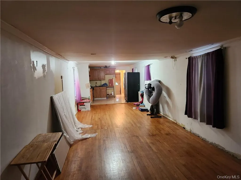 815 Swinton Avenue Bronx NY 10465