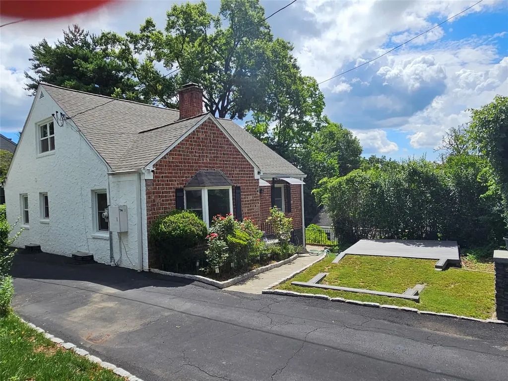 161 Harvard Drive Hartsdale NY 10530