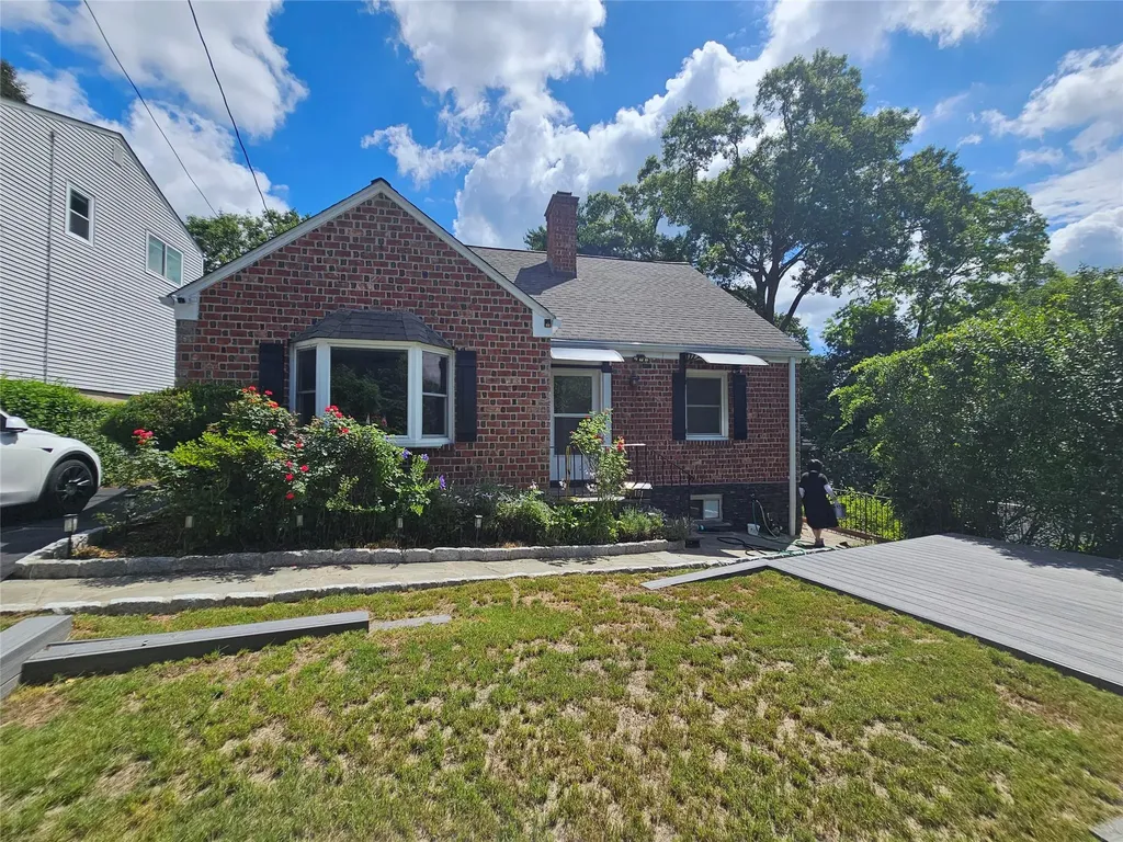 161 Harvard Drive Hartsdale NY 10530