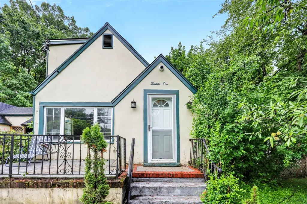 71 Hillside Avenue Suffern NY 10901