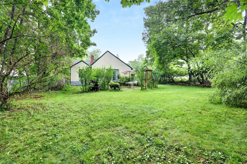 71 Hillside Avenue Suffern NY 10901