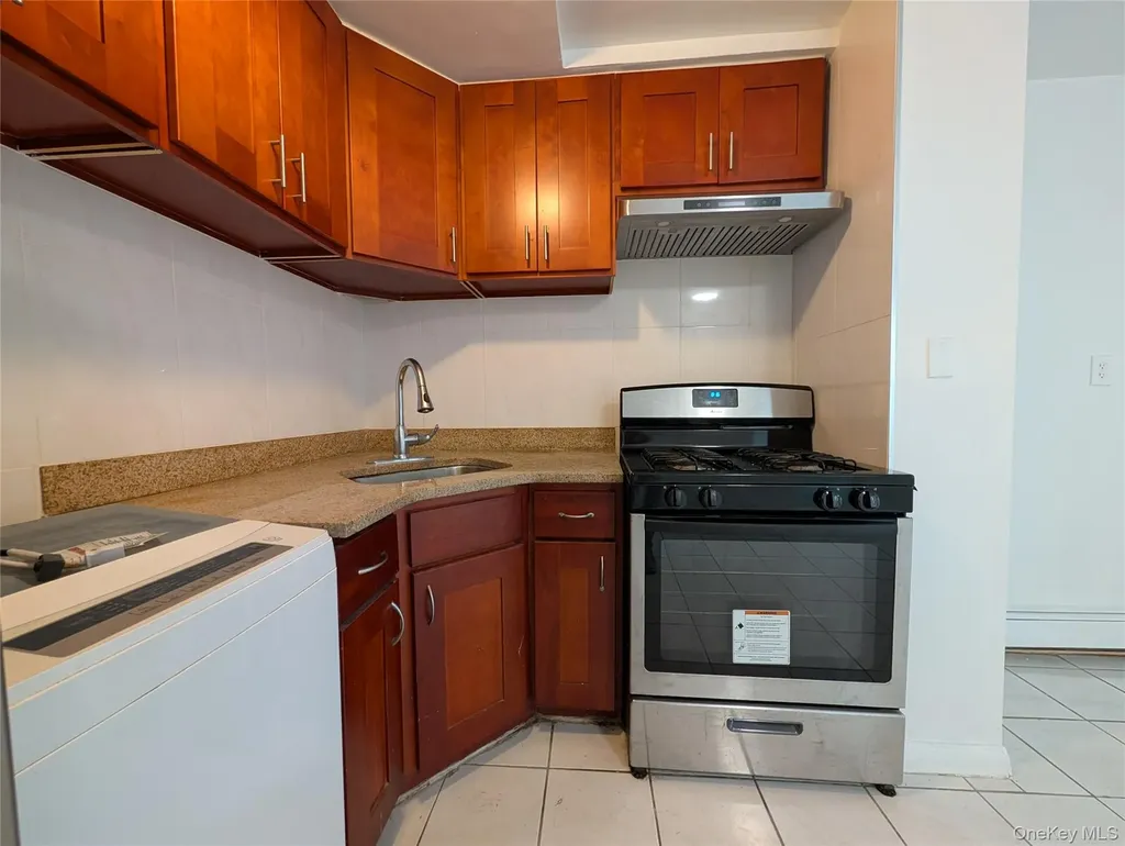 4304 158th Street Flushing NY 11358