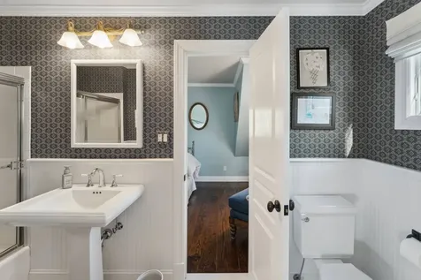 51 Osborne Lane East Hampton NY 11937