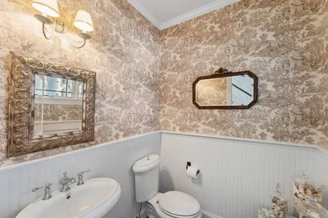 51 Osborne Lane East Hampton NY 11937