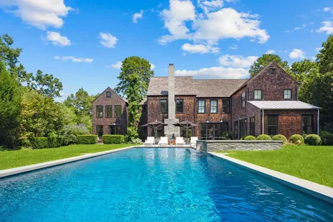 110 Two Holes Of Water Road East Hampton NY 11937