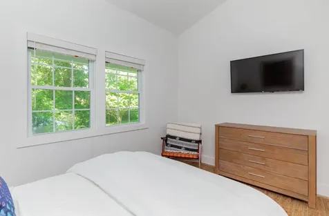 22 Sandra Road East Hampton NY 11937