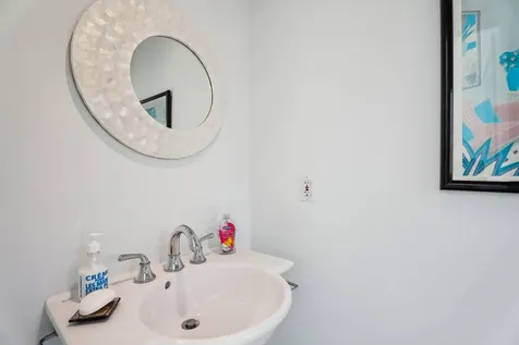 78 Surf Drive Amagansett NY 11930