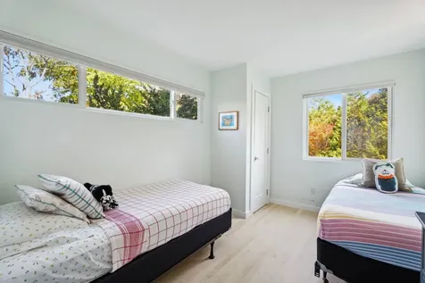 78 Surf Drive Amagansett NY 11930