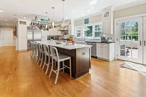 13 Dering Lane East Hampton NY 11937