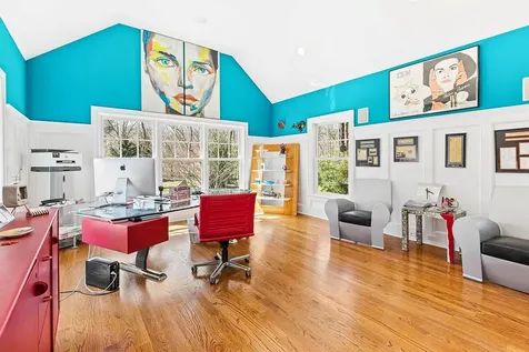 13 Dering Lane East Hampton NY 11937