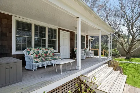 42 Osborne Lane East Hampton NY 11937