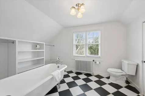 42 Osborne Lane East Hampton NY 11937