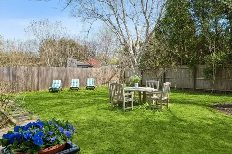 42 Osborne Lane East Hampton NY 11937