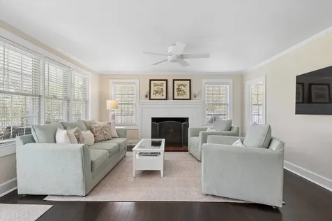 42 Osborne Lane East Hampton NY 11937