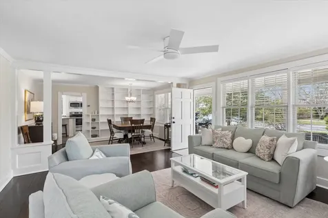 42 Osborne Lane East Hampton NY 11937