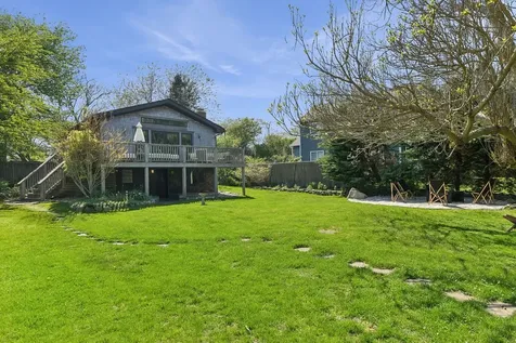 12 Flagg Avenue Montauk NY 11954