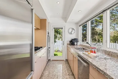 264 Edge Of Woods Road Southampton NY 11968