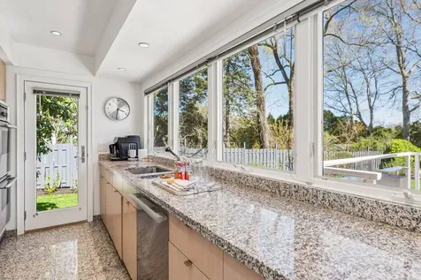 264 Edge Of Woods Road Southampton NY 11968