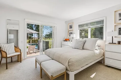 264 Edge Of Woods Road Southampton NY 11968