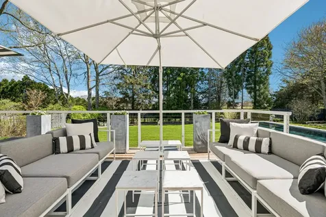 264 Edge Of Woods Road Southampton NY 11968