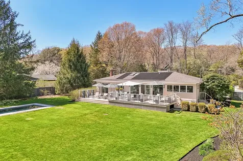 264 Edge Of Woods Road Southampton NY 11968