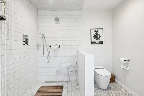 191 Bull Path East Hampton NY 11937