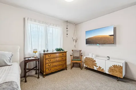 191 Bull Path East Hampton NY 11937