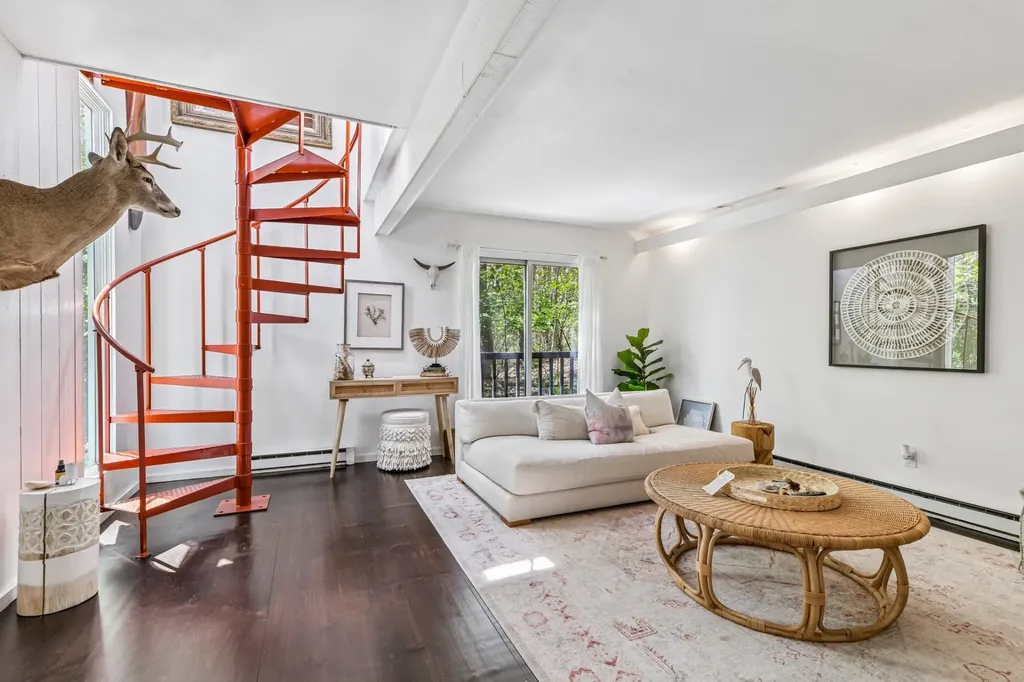 15 Elm Lane Montauk NY 11954