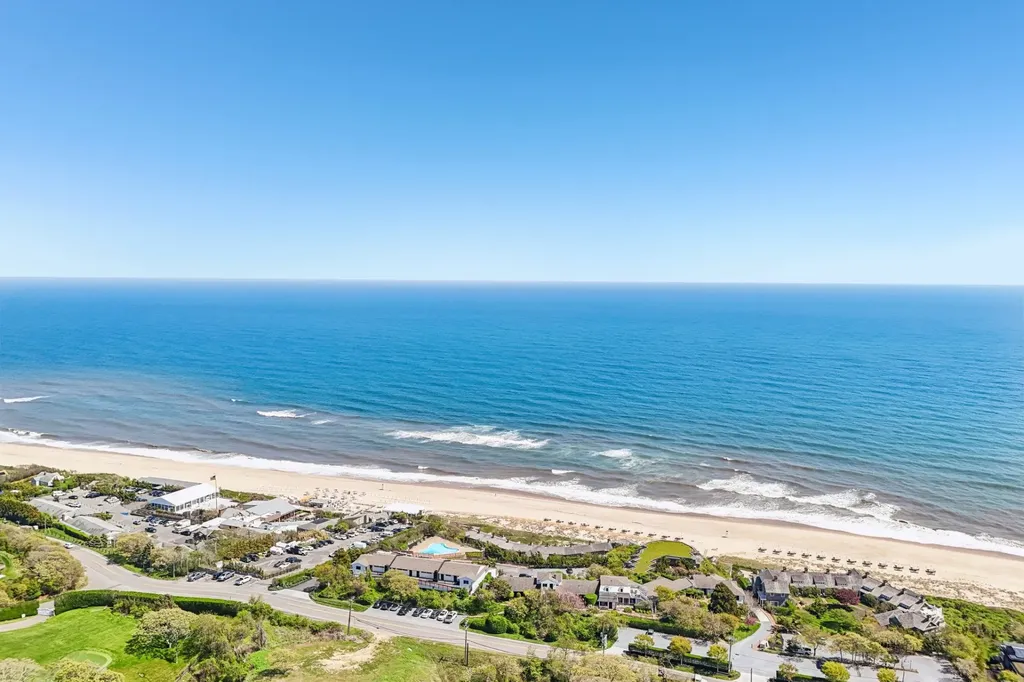 15 Elm Lane Montauk NY 11954