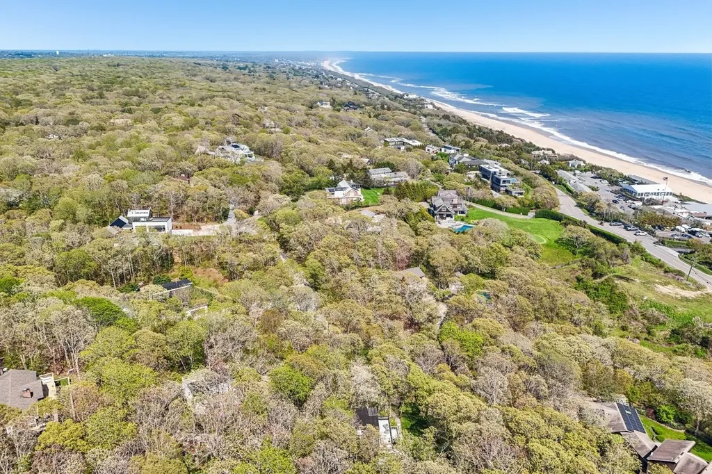 15 Elm Lane Montauk NY 11954