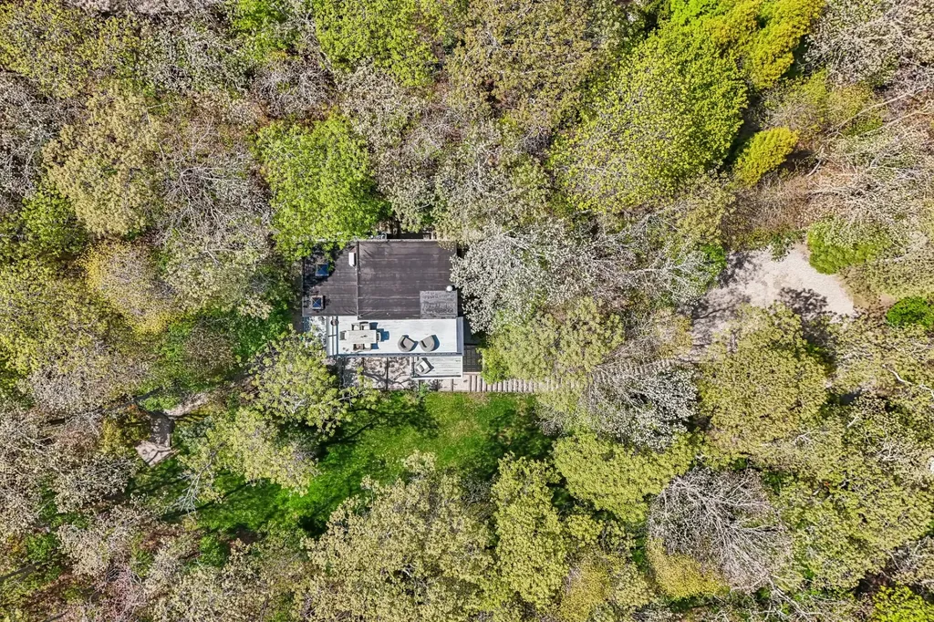 15 Elm Lane Montauk NY 11954