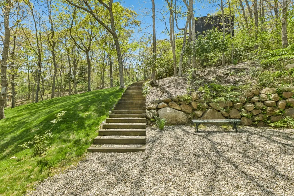 15 Elm Lane Montauk NY 11954
