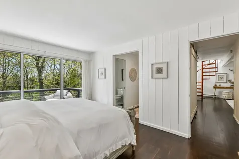 15 Elm Lane Montauk NY 11954
