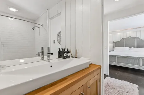 15 Elm Lane Montauk NY 11954