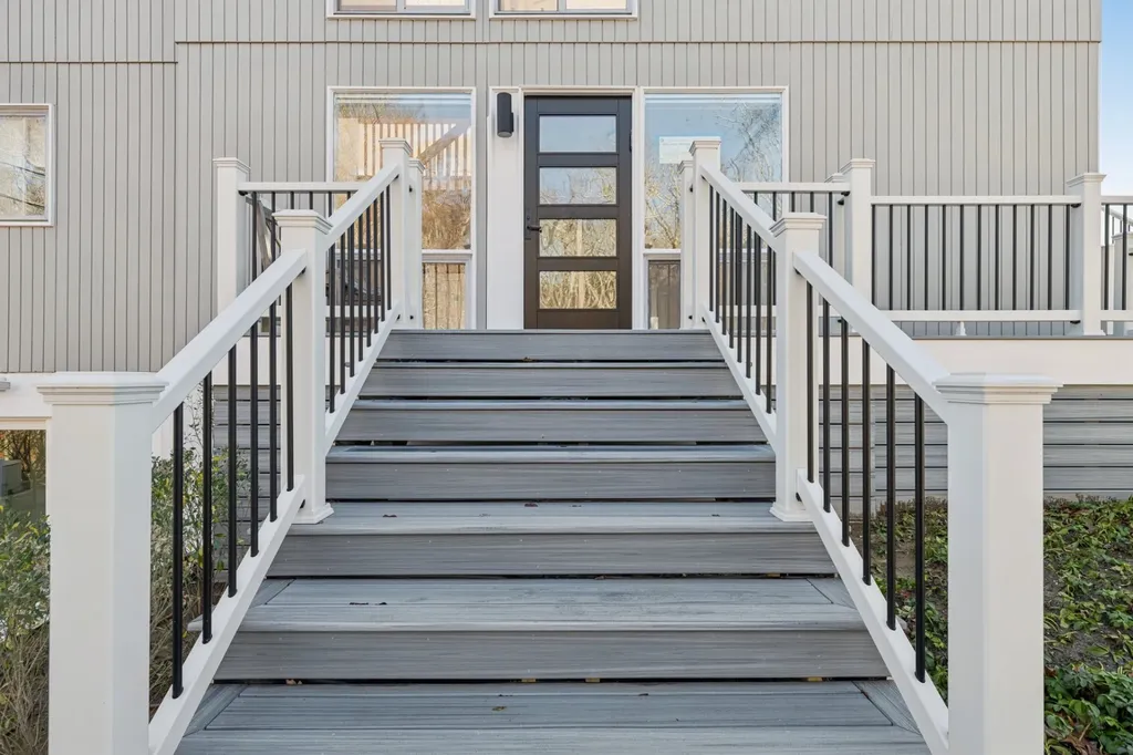 18 Tara Road Montauk NY 11954