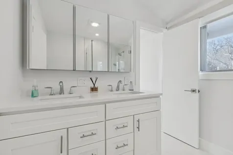 18 Tara Road Montauk NY 11954