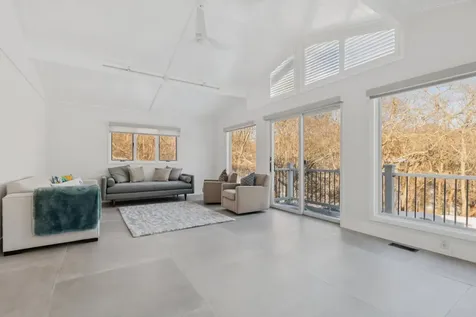 18 Tara Road Montauk NY 11954