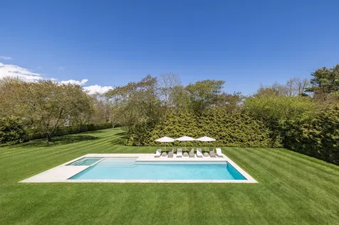 83 Atlantic Avenue Amagansett NY 11930