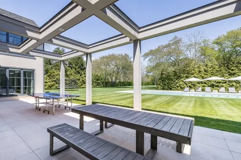 83 Atlantic Avenue Amagansett NY 11930
